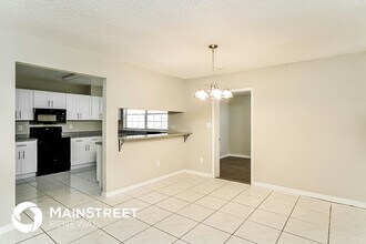 921 SW Gaitor Ave in Port St. Lucie, FL - Building Photo - Building Photo