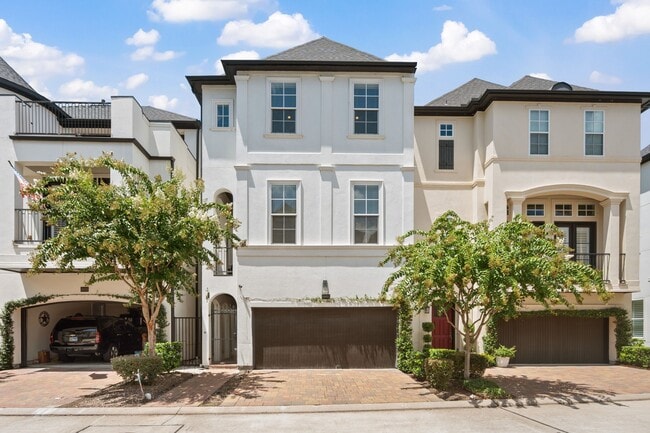 property at 10926 Wrenwood Grn