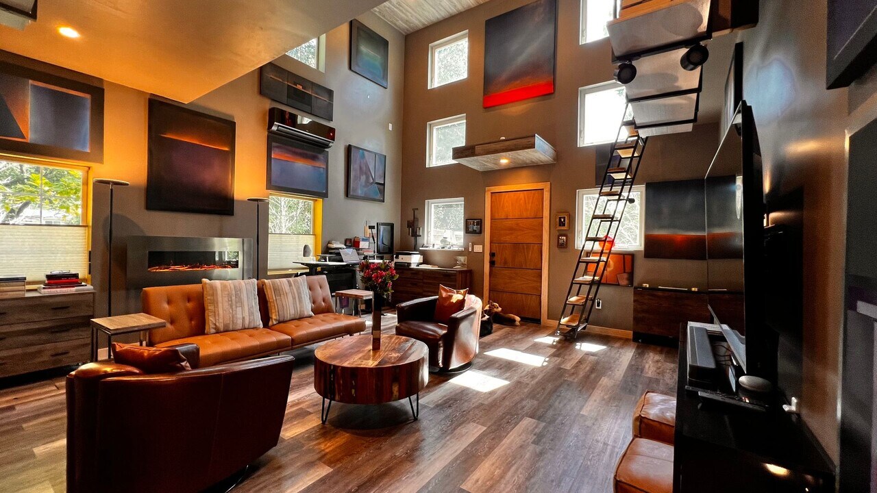 1765 Silverado Trail in Napa, CA - Building Photo