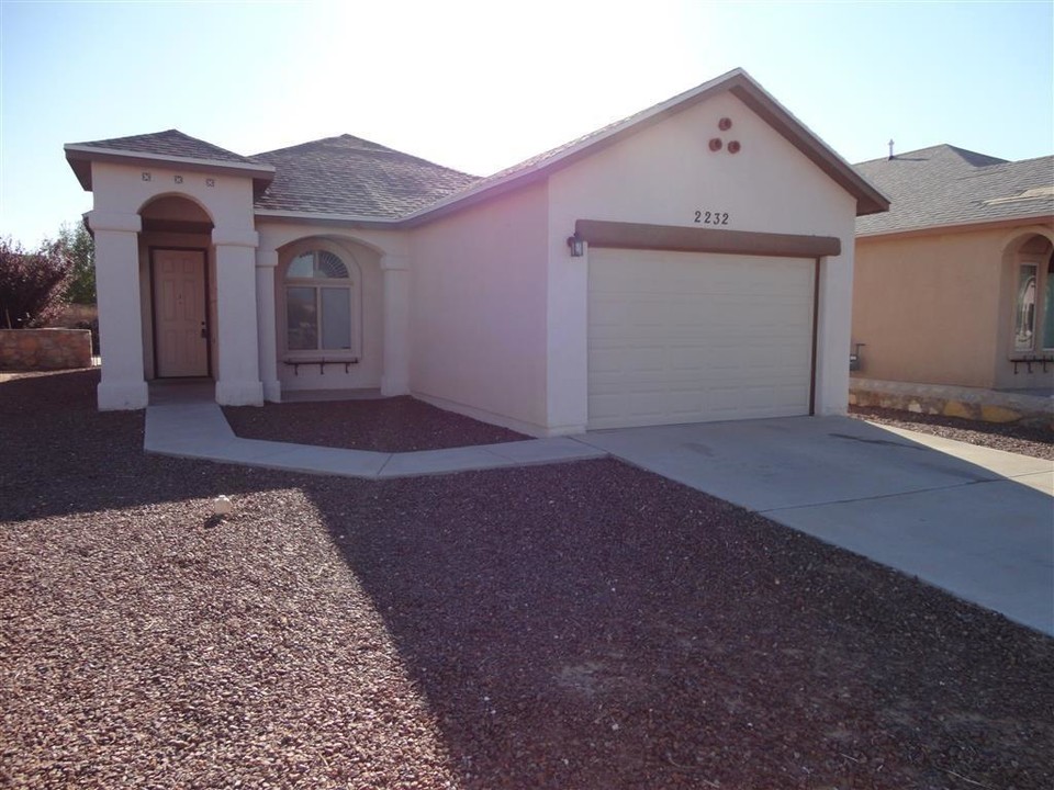 2232 Honour Point Pl in El Paso, TX - Building Photo