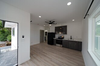 98-352-352 Pono St in Aiea, HI - Building Photo - Building Photo