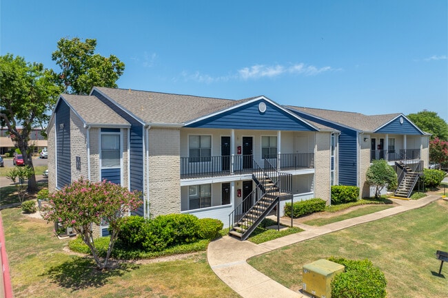 Sandstone in Waco, TX - Foto de edificio - Building Photo