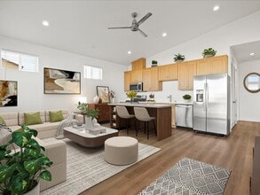 1674 Thea Ave in Chico, CA - Building Photo - Building Photo