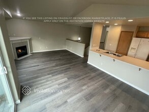 16026 89th Ave E in Puyallup, WA - Foto de edificio - Building Photo