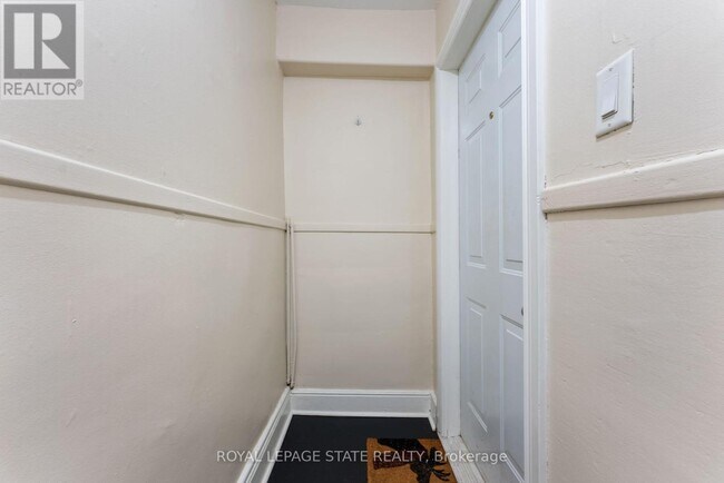 154-154 James St S in Hamilton, ON - Building Photo - Building Photo