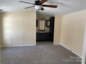 116 Tulip Tree Ct in Statesville, NC - Building Photo - Building Photo