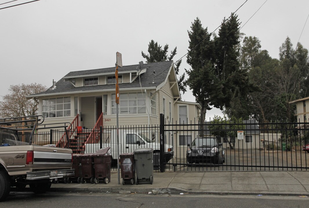 3417-3421 Salisbury St in Oakland, CA - Building Photo