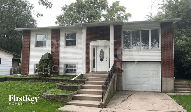 property at 534 Longwood Dr