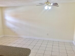 11378 W Flagler St in Miami, FL - Building Photo - Building Photo