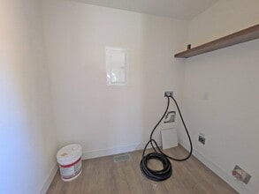 6656 Pentz Rd in Paradise, CA - Building Photo - Building Photo