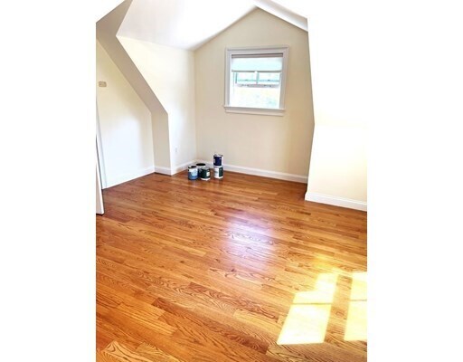 462 Walnut St-Unit -3b in Newton, MA - Building Photo - Building Photo
