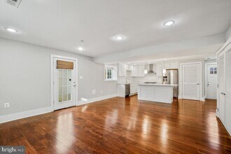 837 Shepherd St NW in Washington, DC - Building Photo - Building Photo