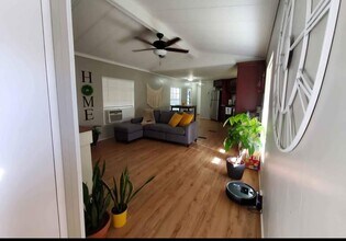 9646 St Clair Rd, Unit Room 4 in 4B4B (Private Bathroom) in Haines City, FL - Building Photo - Building Photo