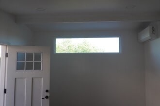 38947 Yucca Tree St, Unit Guest House in Palmdale, CA - Building Photo - Building Photo