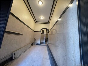77 Bank St-Unit -2B in Waterbury, CT - Building Photo - Building Photo