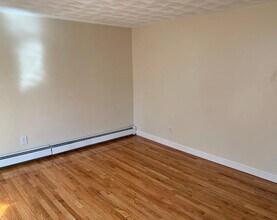 9 Skehan St, Unit 2 in Somerville, MA - Building Photo - Building Photo