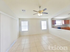 2111 S 160th Ln in Goodyear, AZ - Building Photo - Building Photo