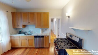 26 Taft St, Unit 1 in Boston, MA - Building Photo