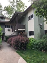 349 Oak St in Chico, CA - Building Photo - Building Photo