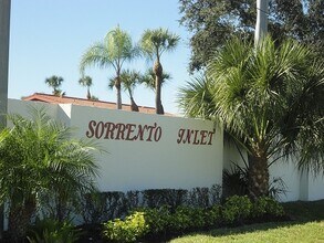 753 Sorrento Inlet in Nokomis, FL - Building Photo - Building Photo
