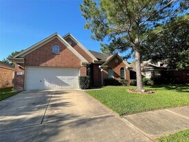 2115 Hollyfield Ln in Katy, TX - Building Photo