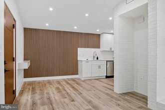 3304 Brandy Ct in Falls Church, VA - Building Photo - Building Photo