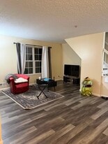 173 Prestwick Way, Unit 173 in Edison, NJ - Building Photo