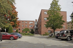 101 Coe Hill Dr in Toronto, ON - Building Photo