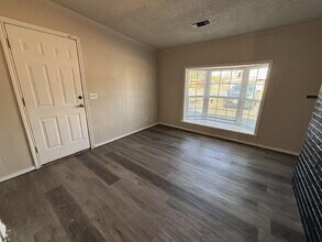 1906 E Baylor St in Lubbock, TX - Building Photo - Building Photo