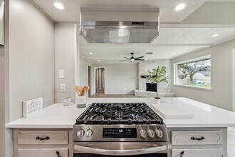 8414 N Tahoe Dr in Jersey Village, TX - Building Photo - Building Photo