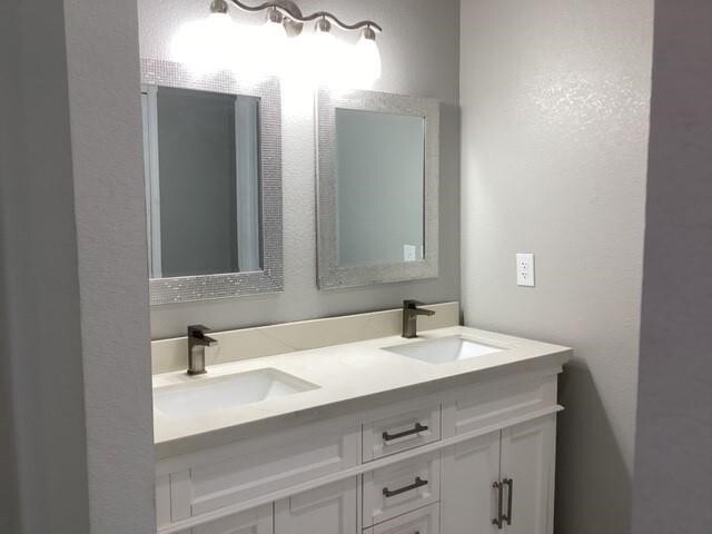 215 Barracuda St in Bayou Vista, TX - Building Photo - Building Photo