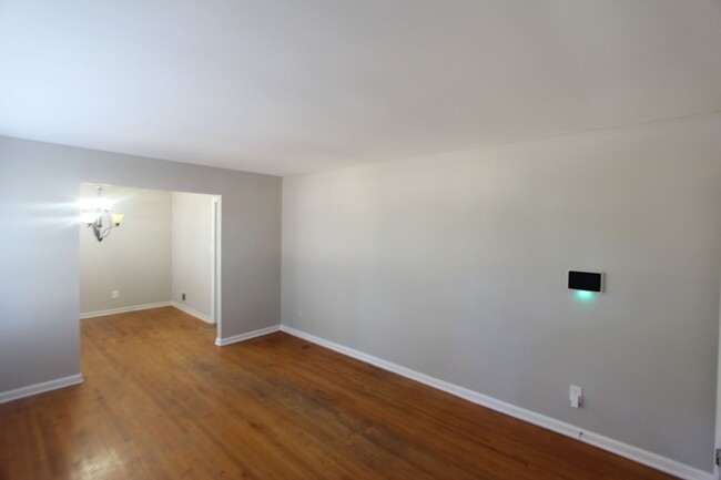 329 24th Ct NW in Center Point, AL - Building Photo - Building Photo