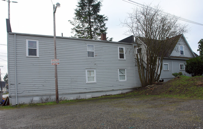 1517-1519 Broadway Ave in Everett, WA - Building Photo - Building Photo