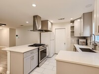 8709 Colonial Dr, Unit 3316 in Austin, TX - Building Photo - Building Photo