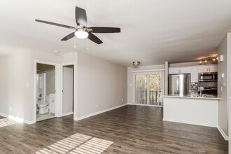8004 McGuire Dr in Raleigh, NC - Building Photo - Building Photo