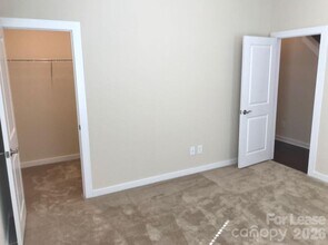 1923 Winpole Ln in Charlotte, NC - Building Photo - Building Photo