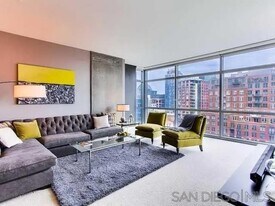 800 The Mark Ln, Unit 809 in San Diego, CA - Building Photo