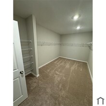 12755 Canter Call Rd in Lithia, FL - Building Photo - Building Photo