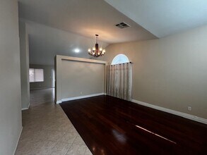 1080 Fairchild St in Las Vegas, NV - Building Photo - Building Photo