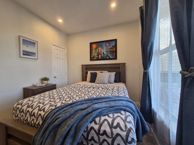19019 E Warren Dr in Aurora, CO - Building Photo - Building Photo