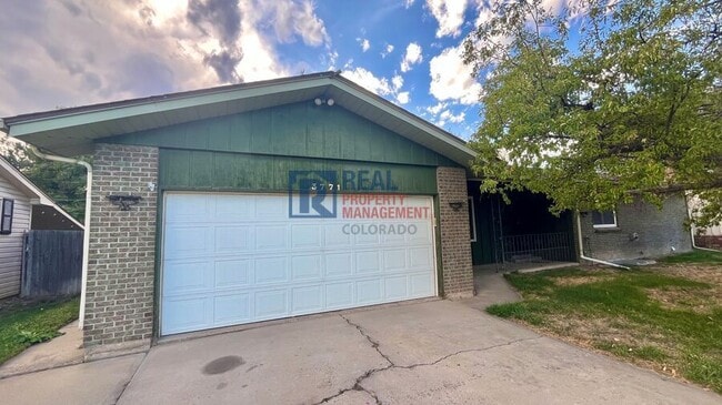 3771 S Huron St in Englewood, CO - Building Photo - Building Photo