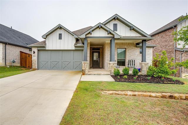 property at 10633 Enchanted Rock Wy