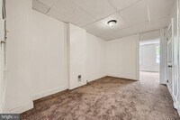 3130 Stafford St photo'