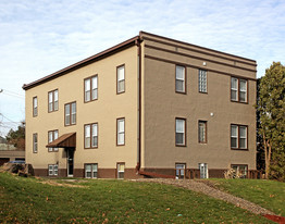 40 Annapolis St W Apartments