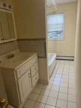 3 Ripley Pl in Croton-on-Hudson, NY - Foto de edificio - Building Photo