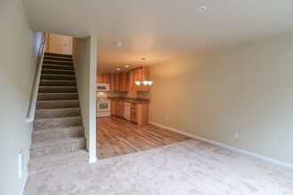 914-918 Z St in Vancouver, WA - Foto de edificio - Building Photo