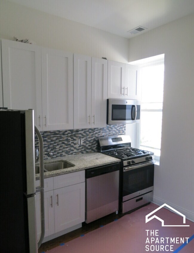 1656 W Erie St in Chicago, IL - Building Photo - Building Photo