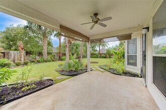 2610 Shady Springs Ct in Pearland, TX - Foto de edificio - Building Photo