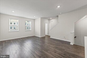 9 Venice Ln in Mount Laurel, NJ - Building Photo - Building Photo