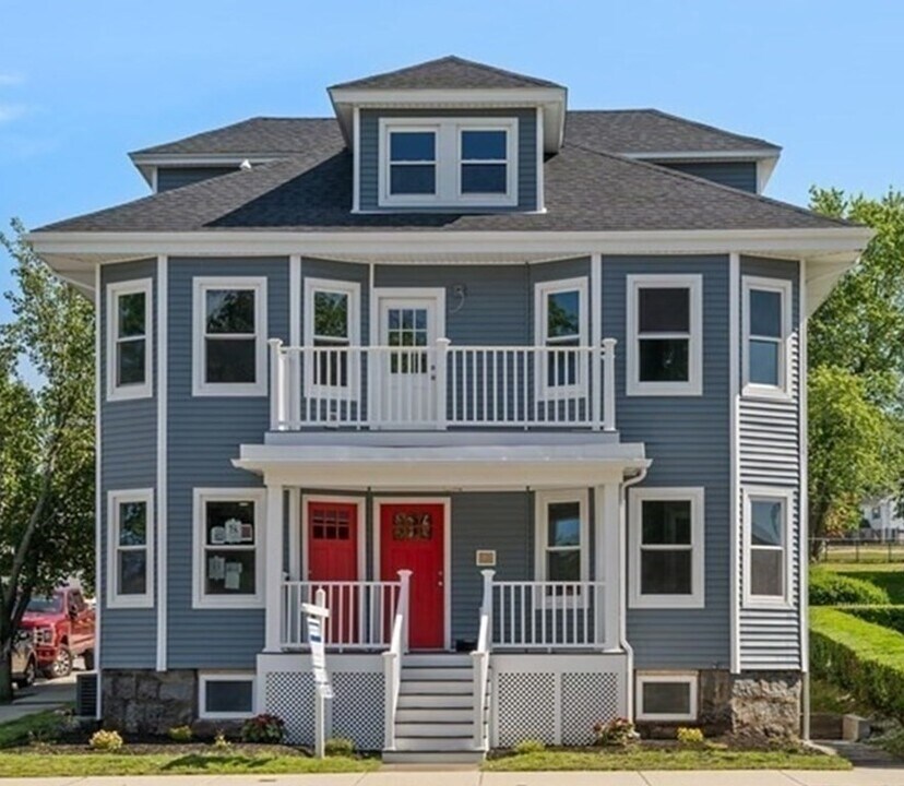 597 Gallivan Blvd in Boston, MA - Building Photo